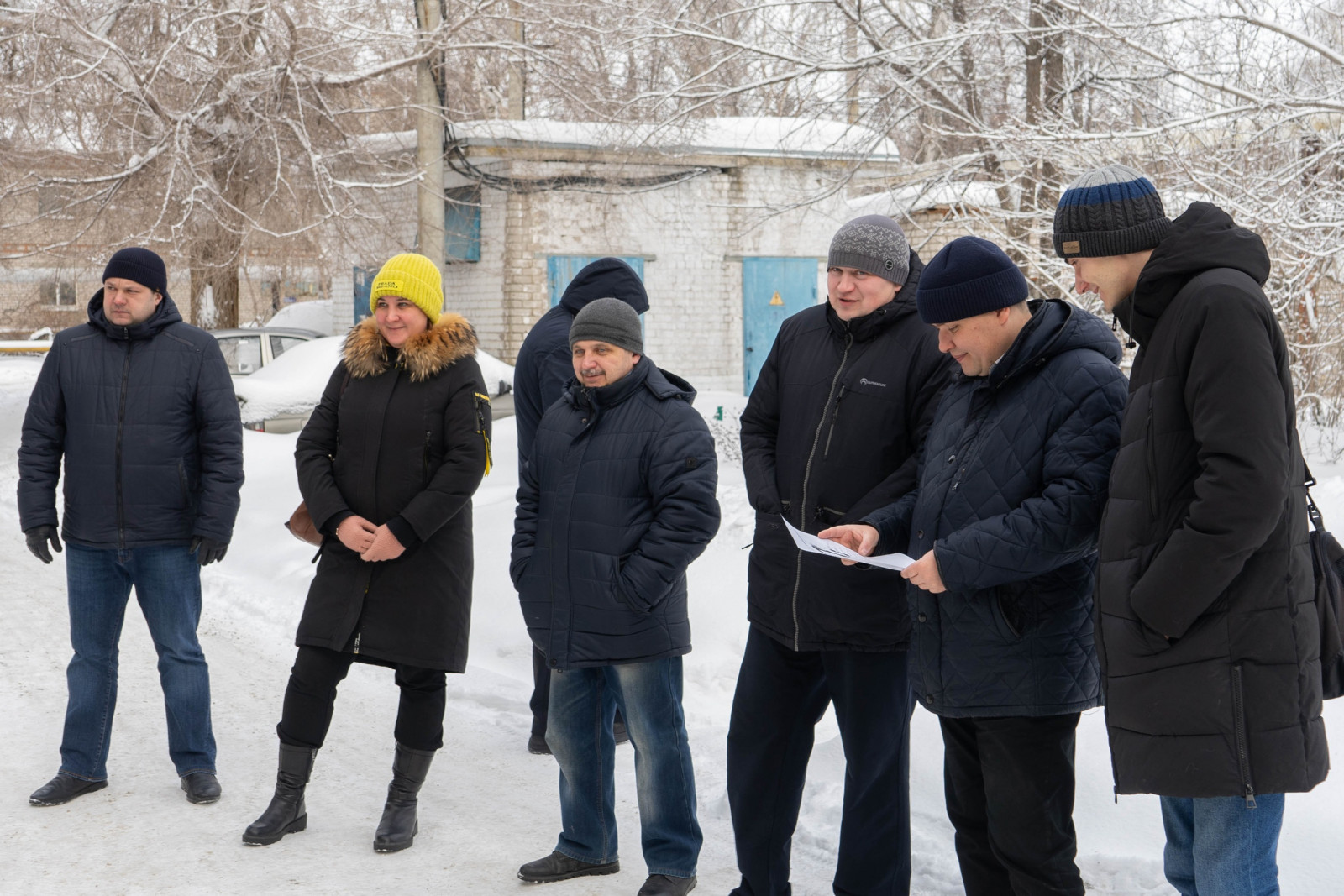 Жители дома 2 по ул. Испытателей 27.01.2024 провели собрание по обсуждению  общественного проекта — Сайт администрации Городского округа Кинель